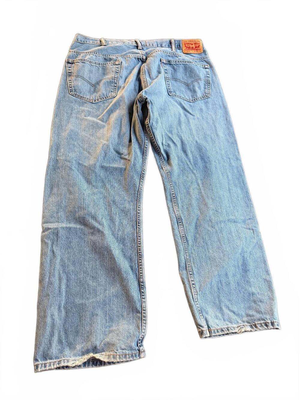 Levi's 569 blue jeans 40x32